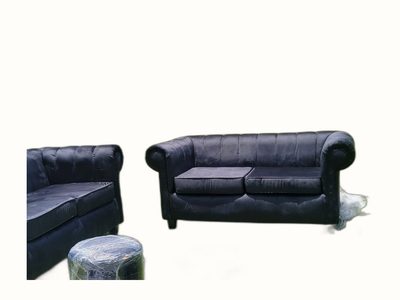 Ivory Tufted Sofa (Variant 8)