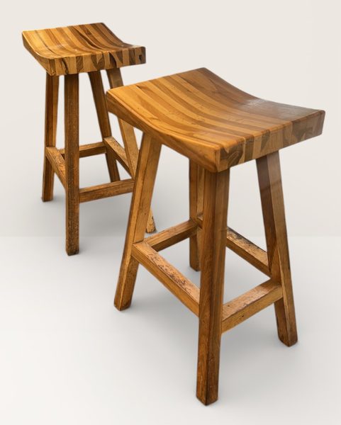 Wooden Bar Stool (Variant 2)